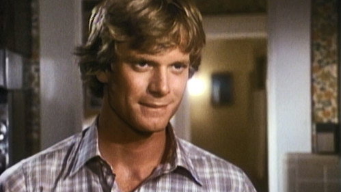 Falcon Crest - S2E5: The Exposé