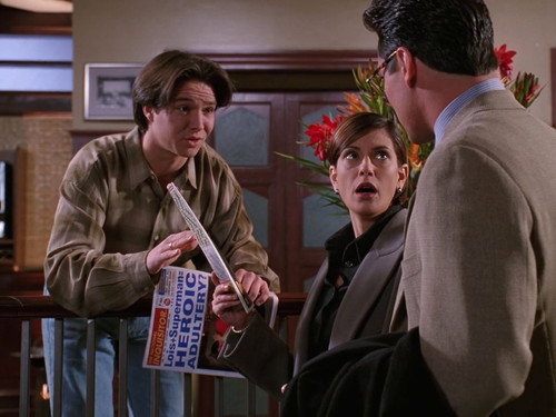 Lois & Clark: The New Adventures of Superman - S4E13: Sex, Lies and Videotape