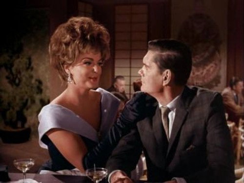 Bewitched - S1E33: A Change of Face