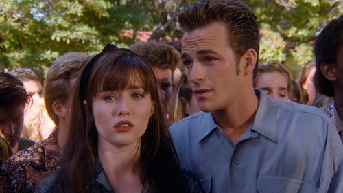 Beverly Hills, 90210 - S2E14: The Next 50 Years
