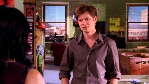 One Tree Hill - S6E17: You and Me and the Bottle Makes Three Tonight