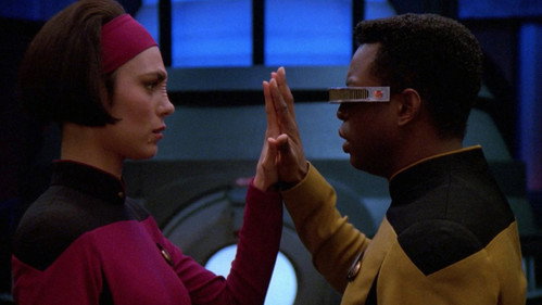 Star Trek: The Next Generation - S5E24: The Next Phase