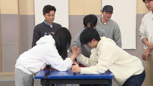 2 Days and 1 Night - S4E162: Lunar New Year Special 'Age is Just a Number of Rice Cake Soup' (3)