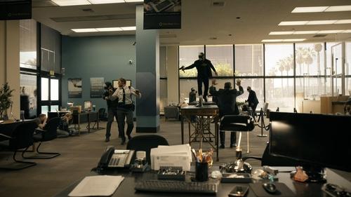 S.W.A.T. - S8E12: Deep Cover