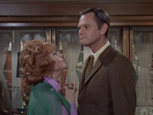 Bewitched - S6E29: Turn on the Old Charm