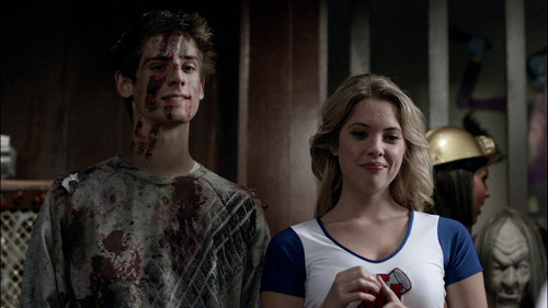 Supernatural - S4E7: It's the Great Pumpkin, Sam Winchester