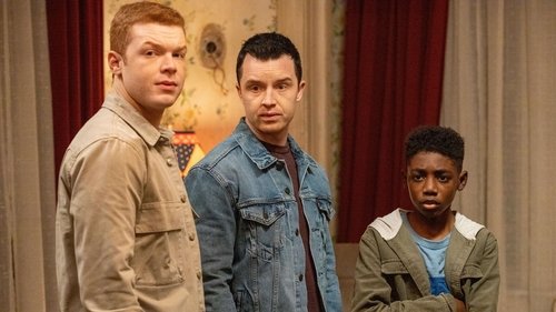 Shameless - S11E7: Two at a Biker Bar, One in the Lake
