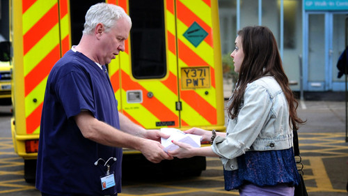 Casualty - S24E36: Russian Endings