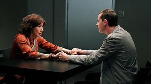NCIS - S9E3: The Penelope Papers