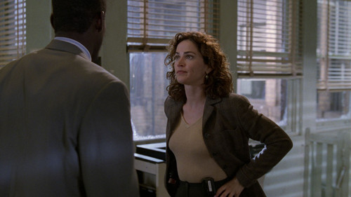 NYPD Blue - S3E13: A Tushful of Dollars