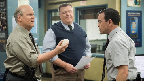 Brooklyn Nine-Nine - S2E19: Sabotage