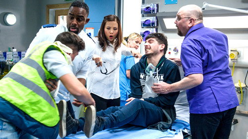 Casualty - S30E33: Tangled Webs We Weave