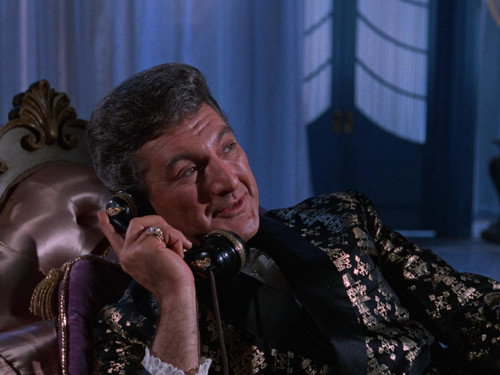 Batman - S2E15: The Devil's Fingers