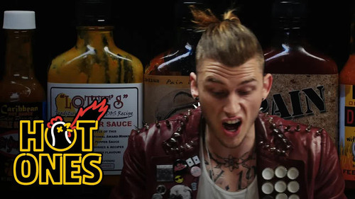 Hot Ones - S1E3: Machine Gun Kelly Talks Diddy, Hangovers, & Amber Rose While Eating Spicy Wings