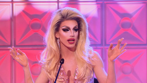 RuPaul's Drag Race - S10E6: Drag Con Panel Extravaganza