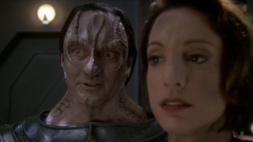 Star Trek: Deep Space Nine - S7E22: Tacking Into the Wind