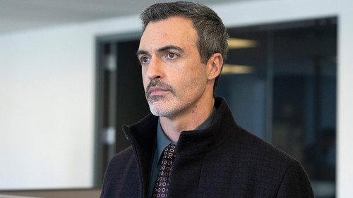 Law & Order - S24E13: In God We Trust