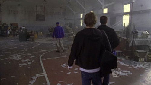 One Tree Hill - S3E11: Return of the Future