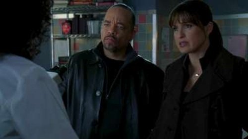 Law & Order: Special Victims Unit - S8E13: Loophole