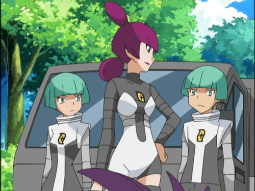 Pokémon - S11E45: Double Team Turnover!
