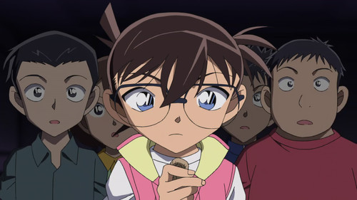 Detective Conan - S1E948: The Man Crushed by a Dinosaur