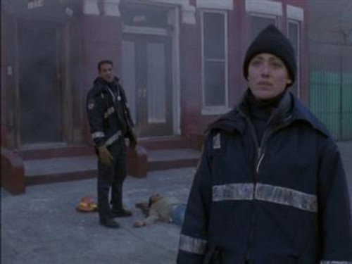 Third Watch - S1E11: Alone in a Crowd