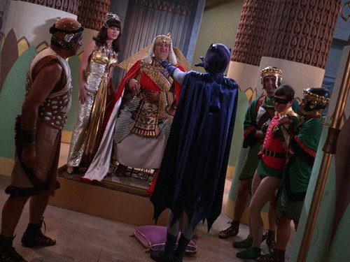 Batman - S2E8: Tut's Case is Shut