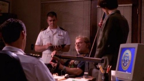 JAG - S3E5: King of the Fleas