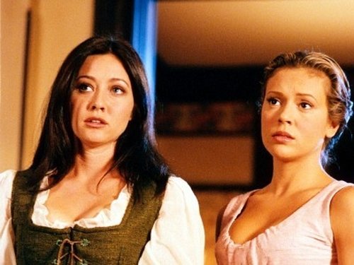 Charmed - S3E4: All Halliwell's Eve