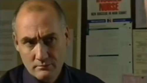 Casualty - S15E19: On the Edge