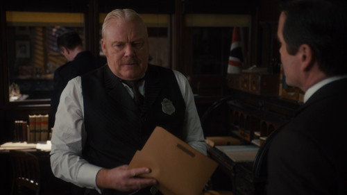 Murdoch Mysteries - S17E23: Smoke Gets in Your Eyes