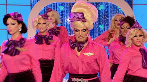 RuPaul's Drag Race - S7E2: Glamazonian Airways