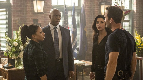 NCIS: New Orleans - S3E24: Poetic Justice