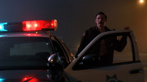 Veronica Mars - S2E14: Versatile Toppings
