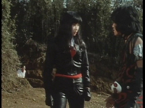 Kamen Rider - S4E13: Approaching! Ten-Faced Demon! Danger, Amazon!!