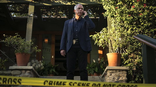 Bosch - S7E4: Triple Play