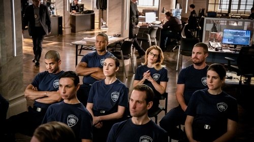 Arrow - S7E15: Training Day