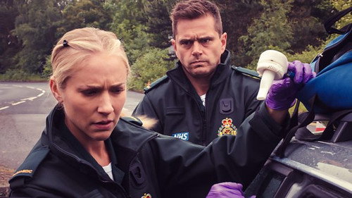Casualty - S33E7: Talk to Me