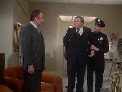 Quincy, M.E. - S3E18: Gone But Not Forgotten