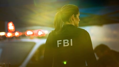 FBI - S3E1: Never Trust a Stranger