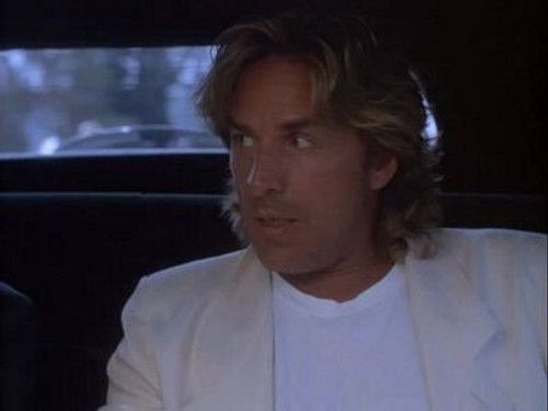 Miami Vice - S5E15: Over the Line