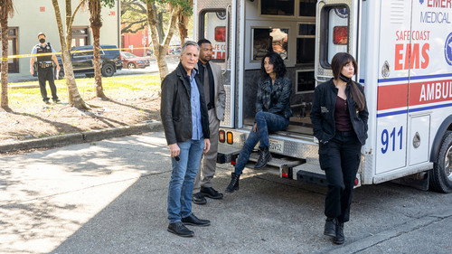 NCIS: New Orleans - S7E13: Choices (2)