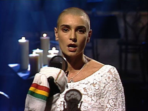 Saturday Night Live - S18E2: Tim Robbins/Sinead O'Connor