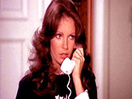 Charlie's Angels - S1E11: The Séance