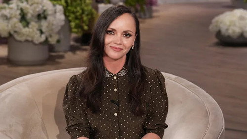 The Jennifer Hudson Show - S3E137: Christina Ricci