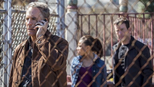 NCIS: New Orleans - S1E17: More Now