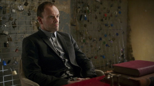 Elementary - S5E24: Hurt Me, Hurt You