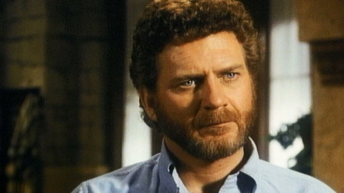 Falcon Crest - S2E10: Confrontations