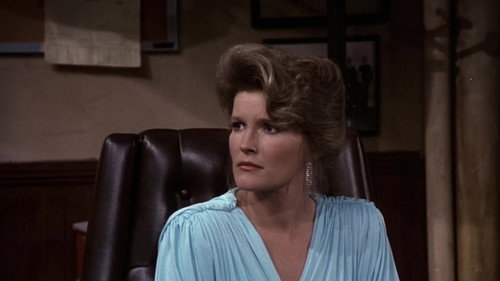 Cheers - S4E24: Strange Bedfellows (1)