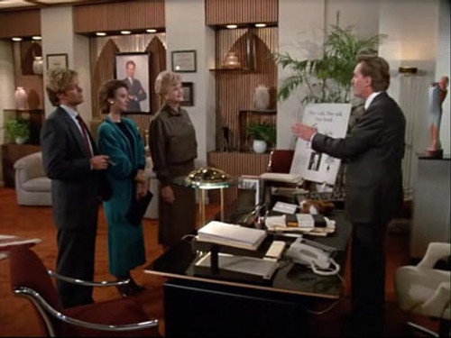 Murder, She Wrote - S3E15: The Bottom Line Is Murder